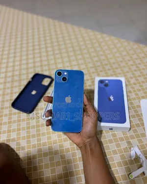 New Apple iPhone 13 128 GB Blue