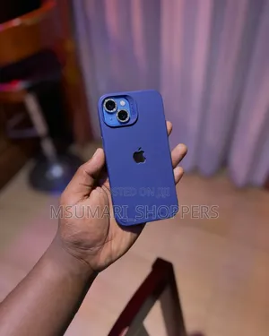 New Apple iPhone 13 128 GB Blue
