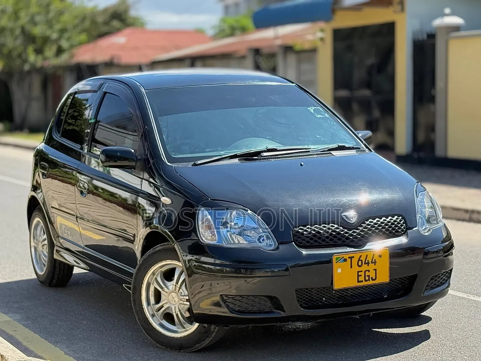 Toyota Vitz 2005 Black