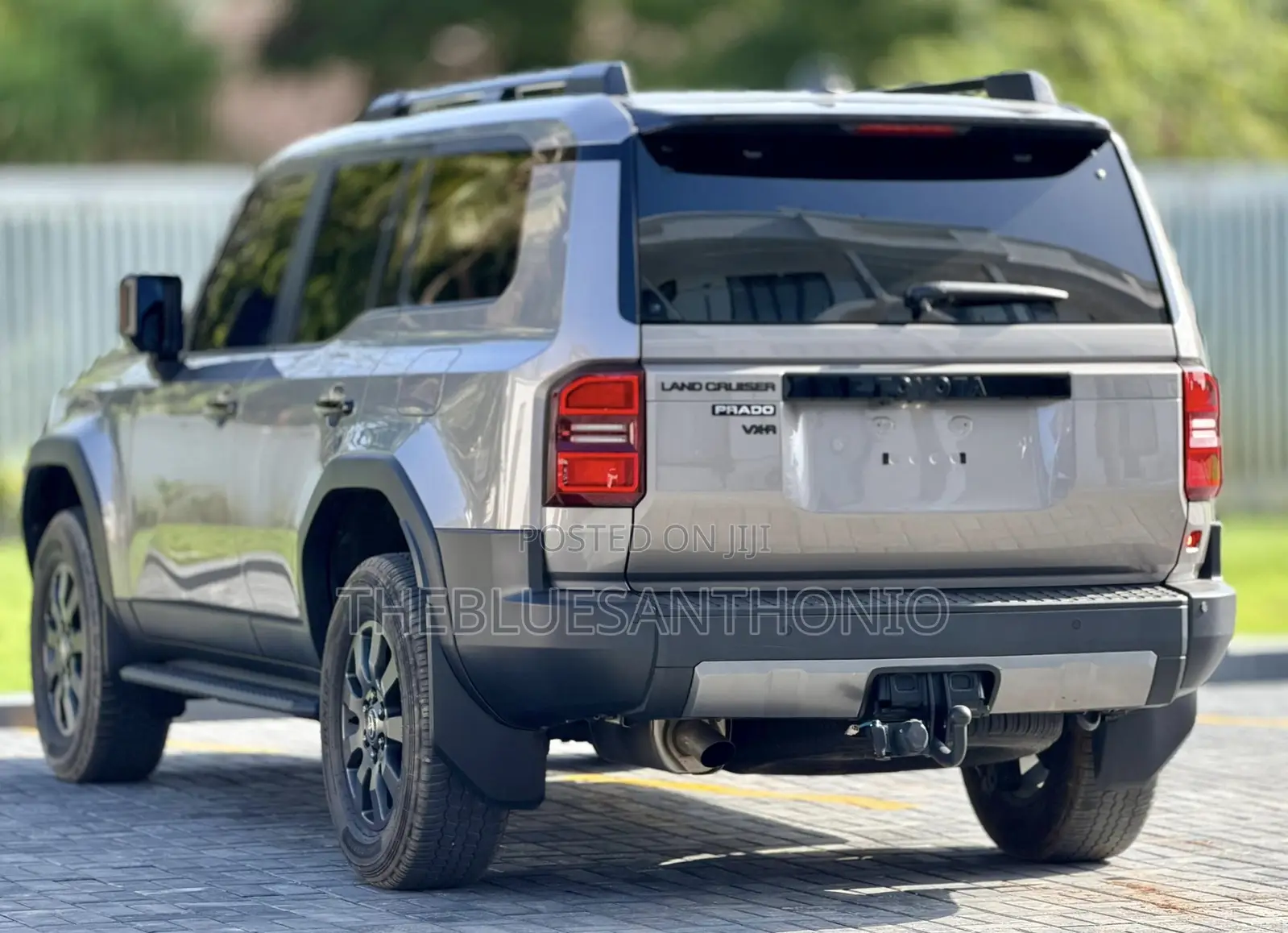 Toyota Land Cruiser Prado 2024 Silver