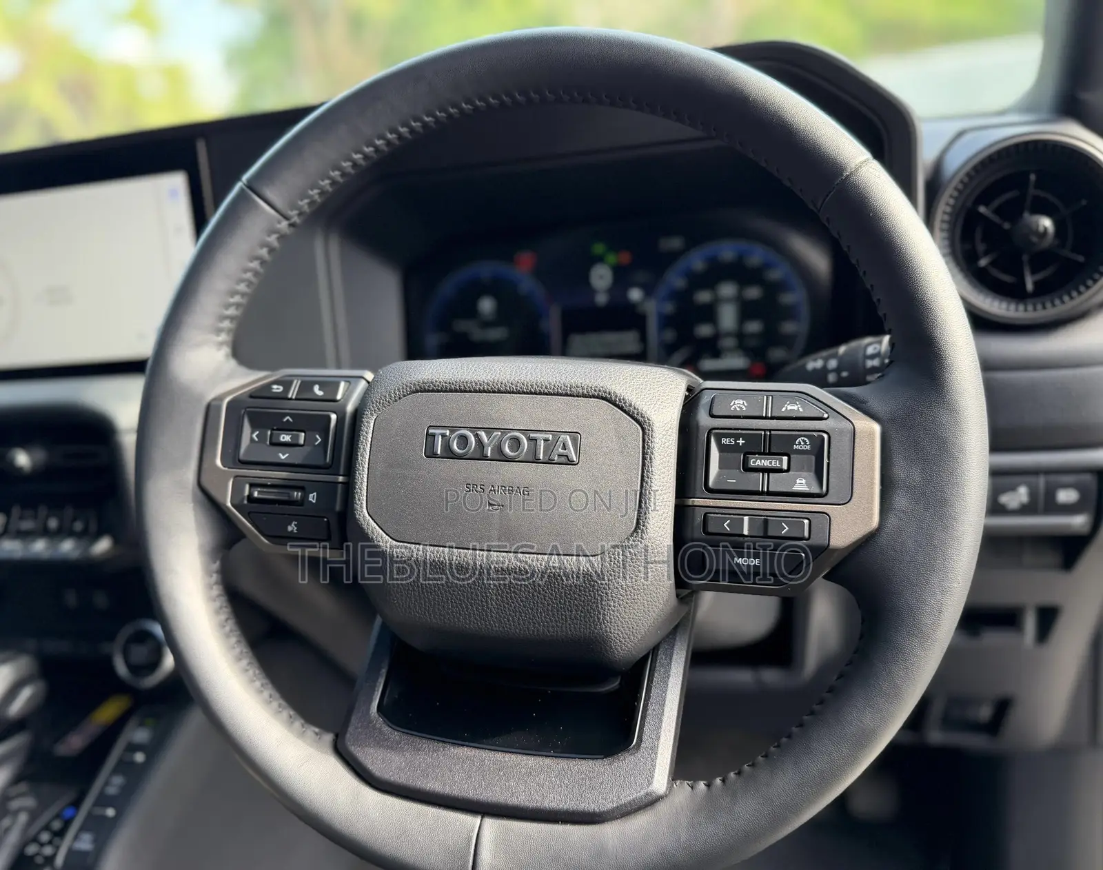 Toyota Land Cruiser Prado 2024 Silver