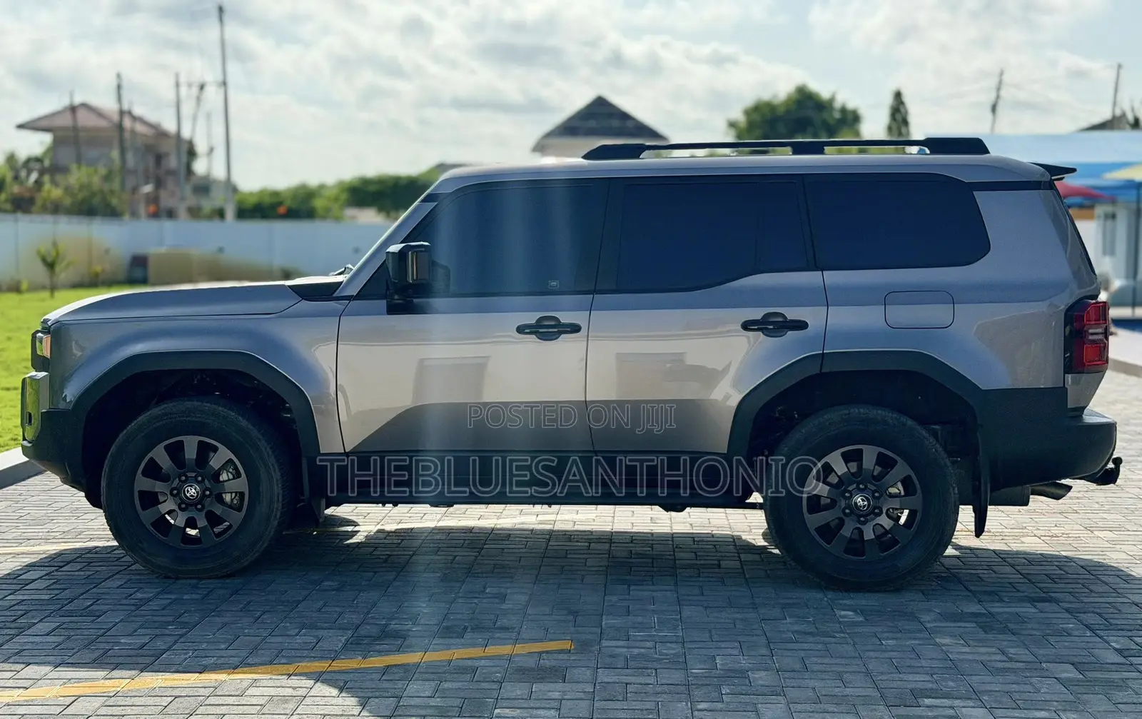 Toyota Land Cruiser Prado 2024 Silver