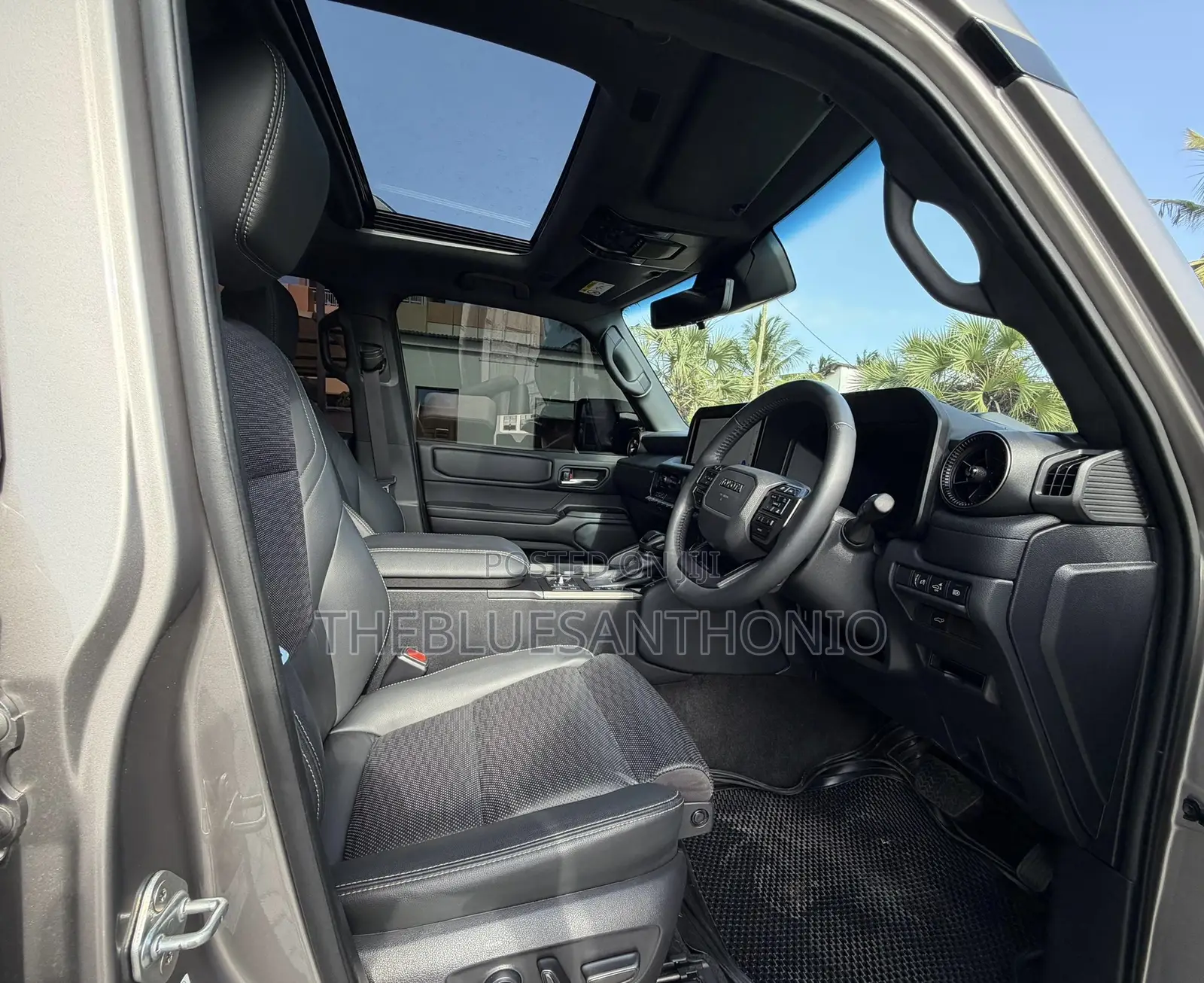 Toyota Land Cruiser Prado 2024 Silver