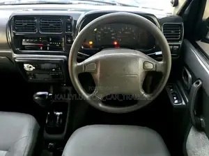 Suzuki Jimny 2000 Blue