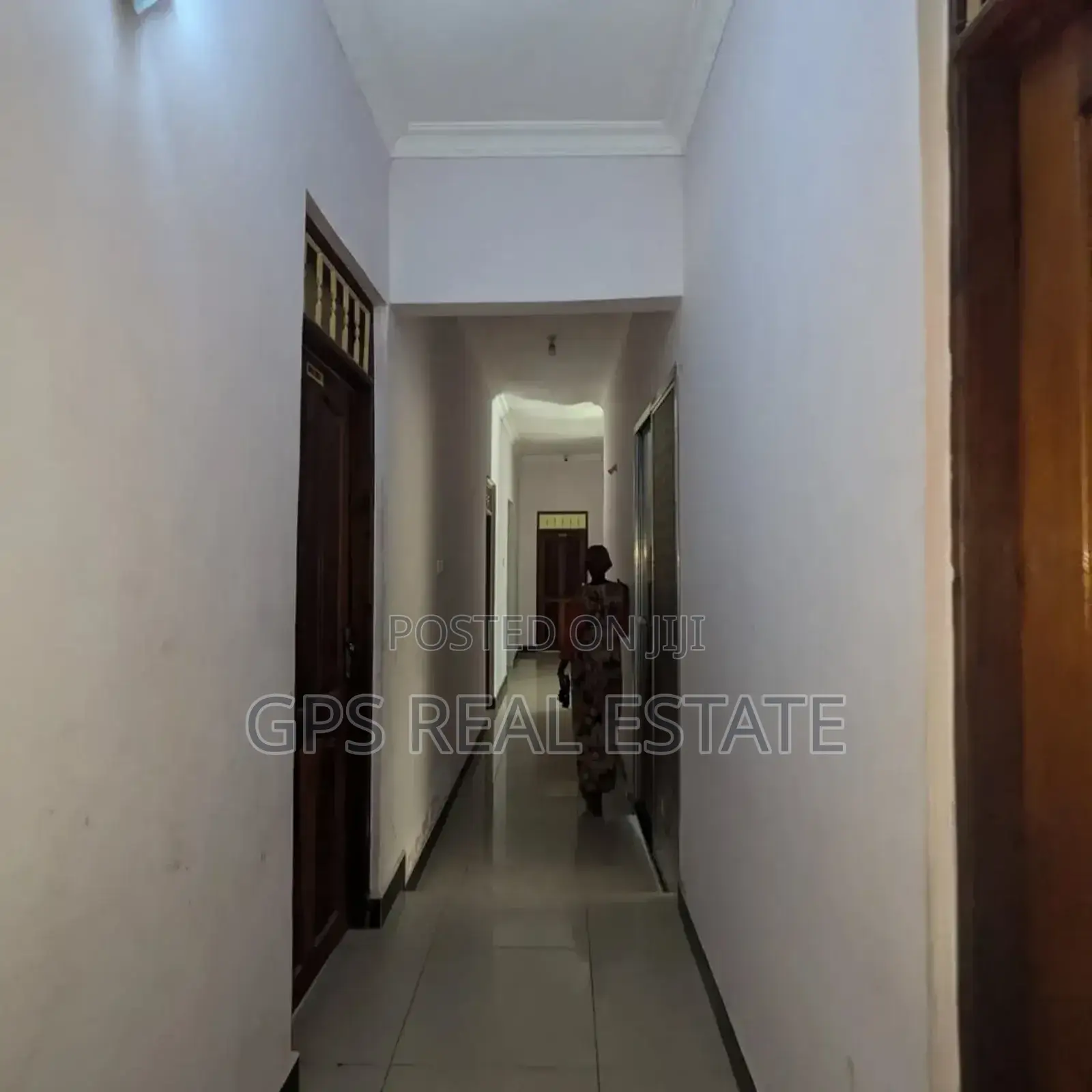 Lodge for Sale at Madale Mbopo