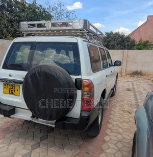 Nissan Patrol 2007 White