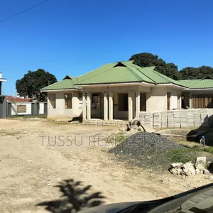 3bdrm House in Mbweni Jkt, Masaki for sale