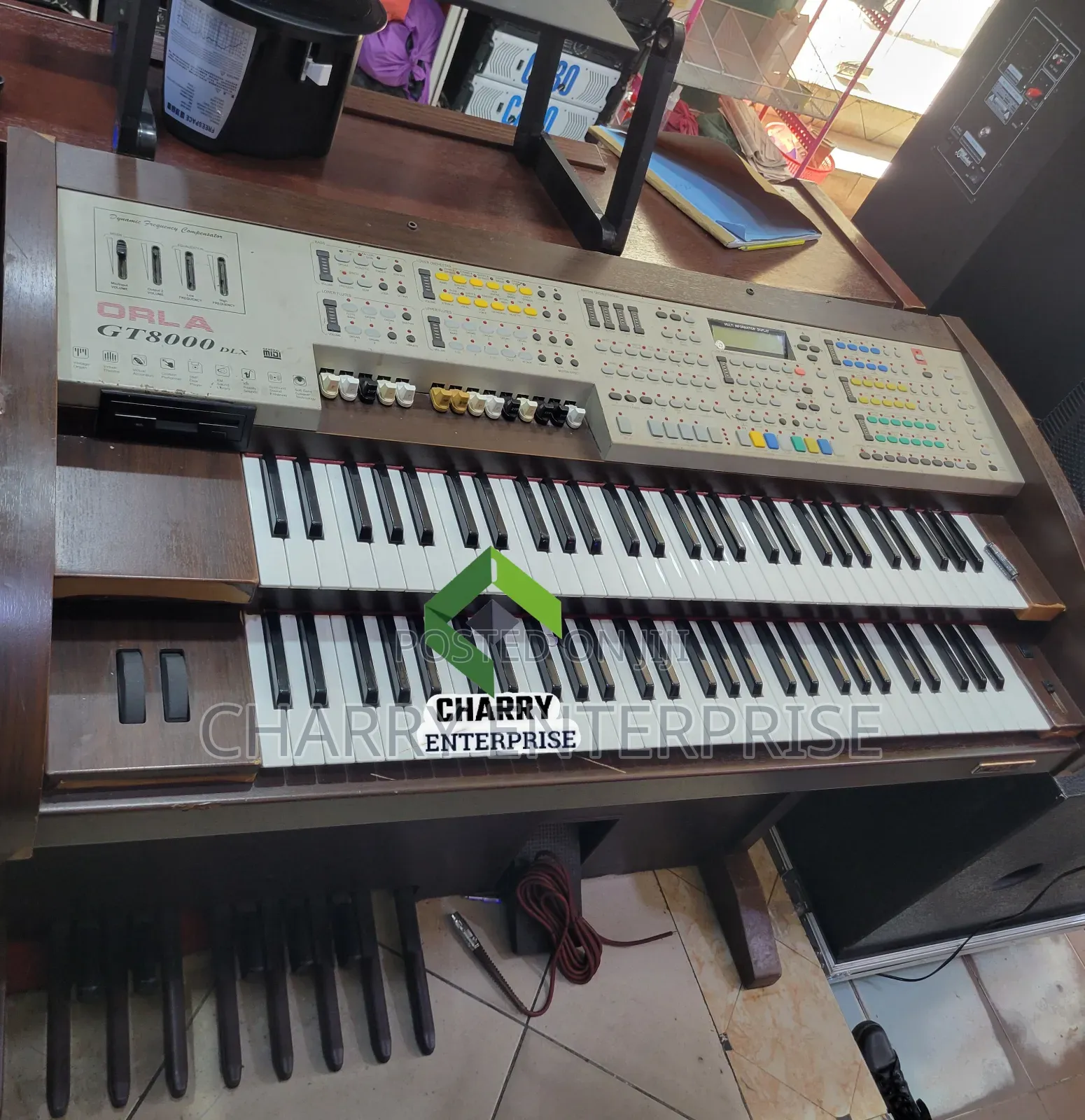 Orla Gt8000 DLX Organ Compact Cabinet Keyboard Kinanda Cha Kanisani Nk