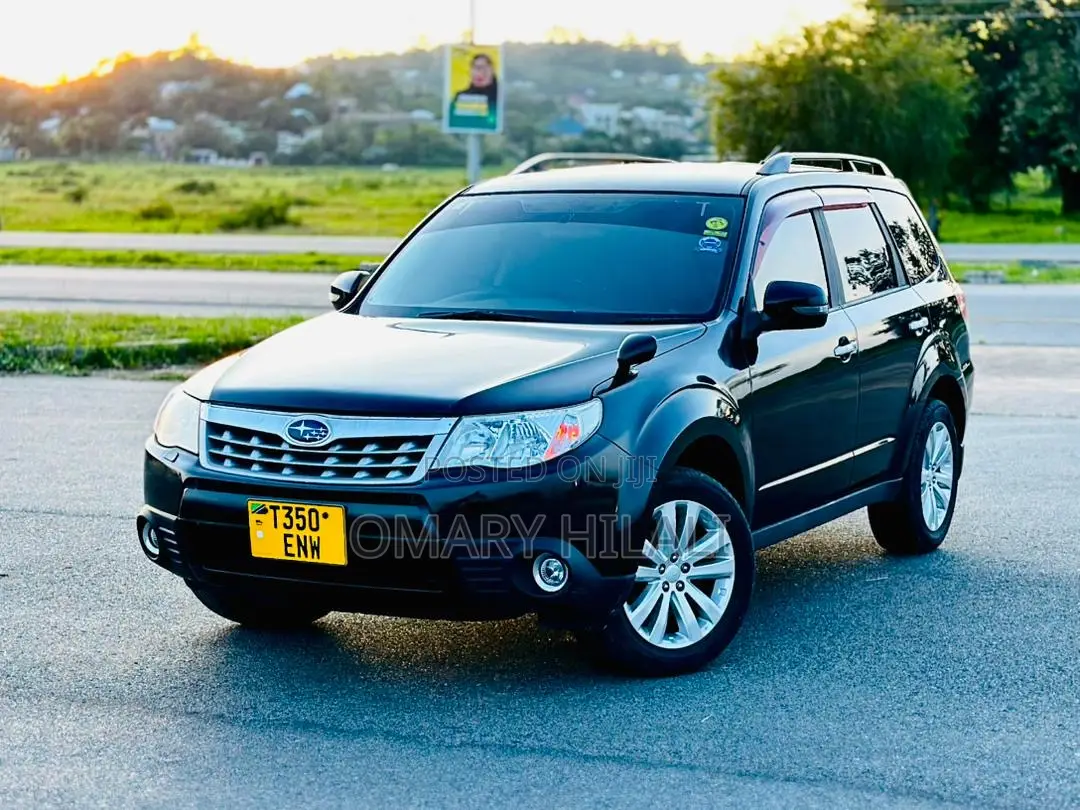 Subaru Forester 2010 Black