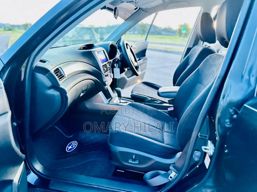 Subaru Forester 2010 Black