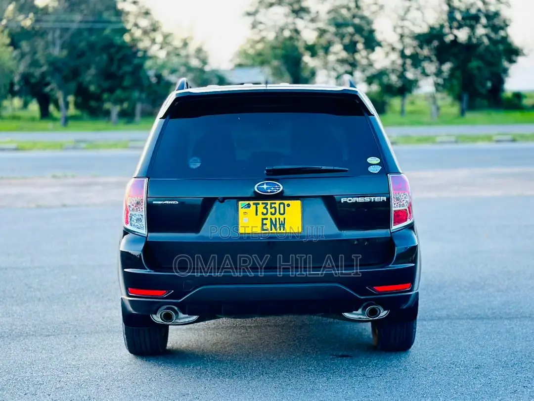 Subaru Forester 2010 Black