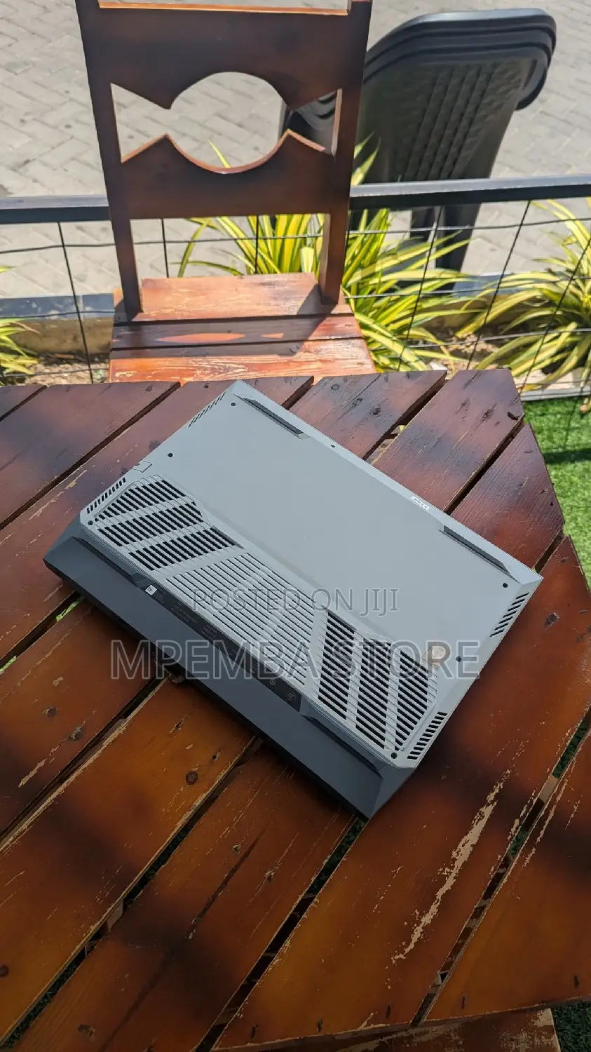 New Laptop Dell G15 5511 16GB AMD Ryzen 7 SSD 512GB