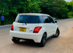 Toyota IST 2003 Pearl