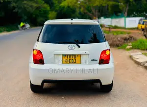 Toyota IST 2003 Pearl