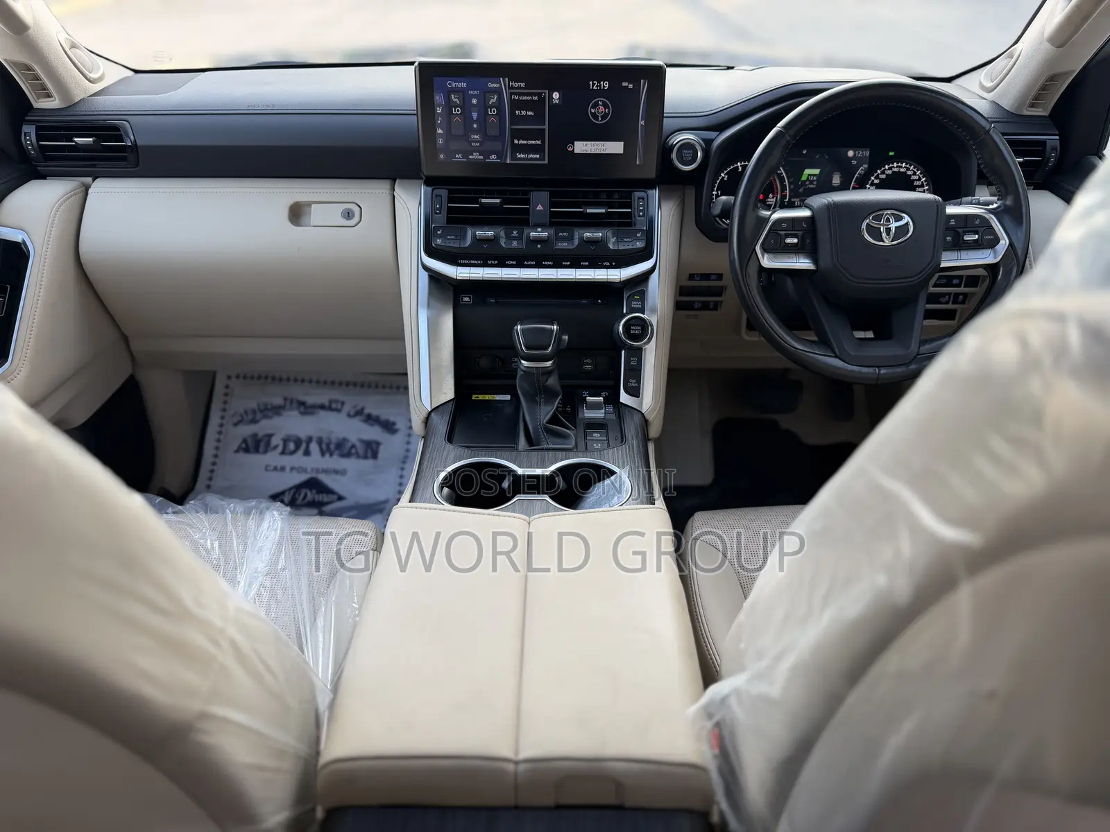 Toyota Land Cruiser LC300 2024 Black