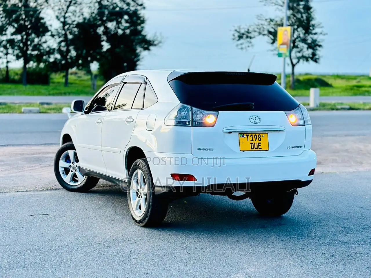 Toyota Harrier 2003 White