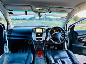 Toyota Harrier 2003 White
