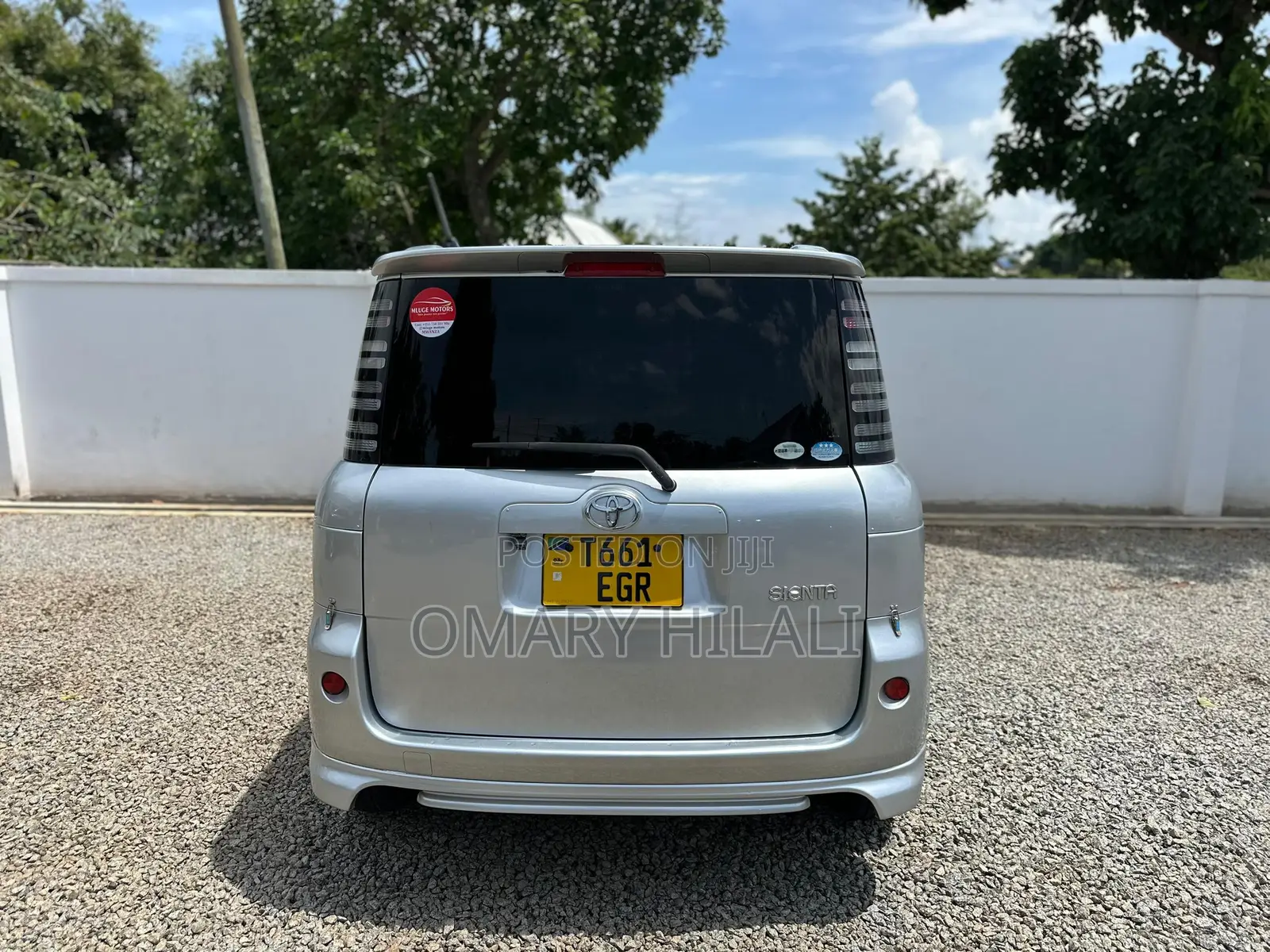 Toyota Sienta 2005 Silver