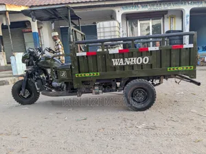 Motorcycle 2021 Green