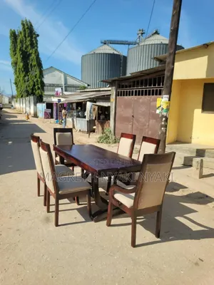 Nauza Dinning Table Mbao Viti 6