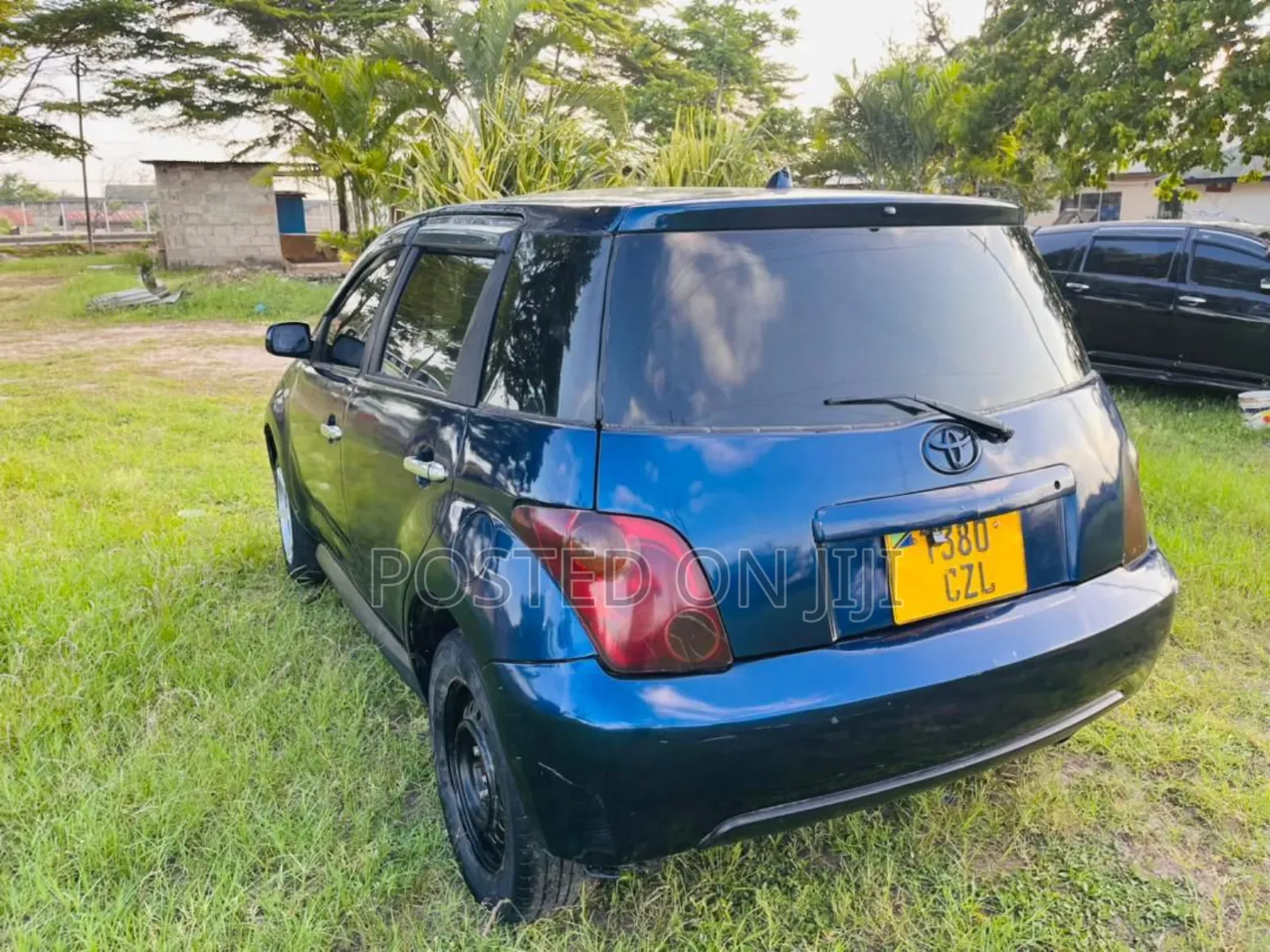 Toyota IST 2004 Blue