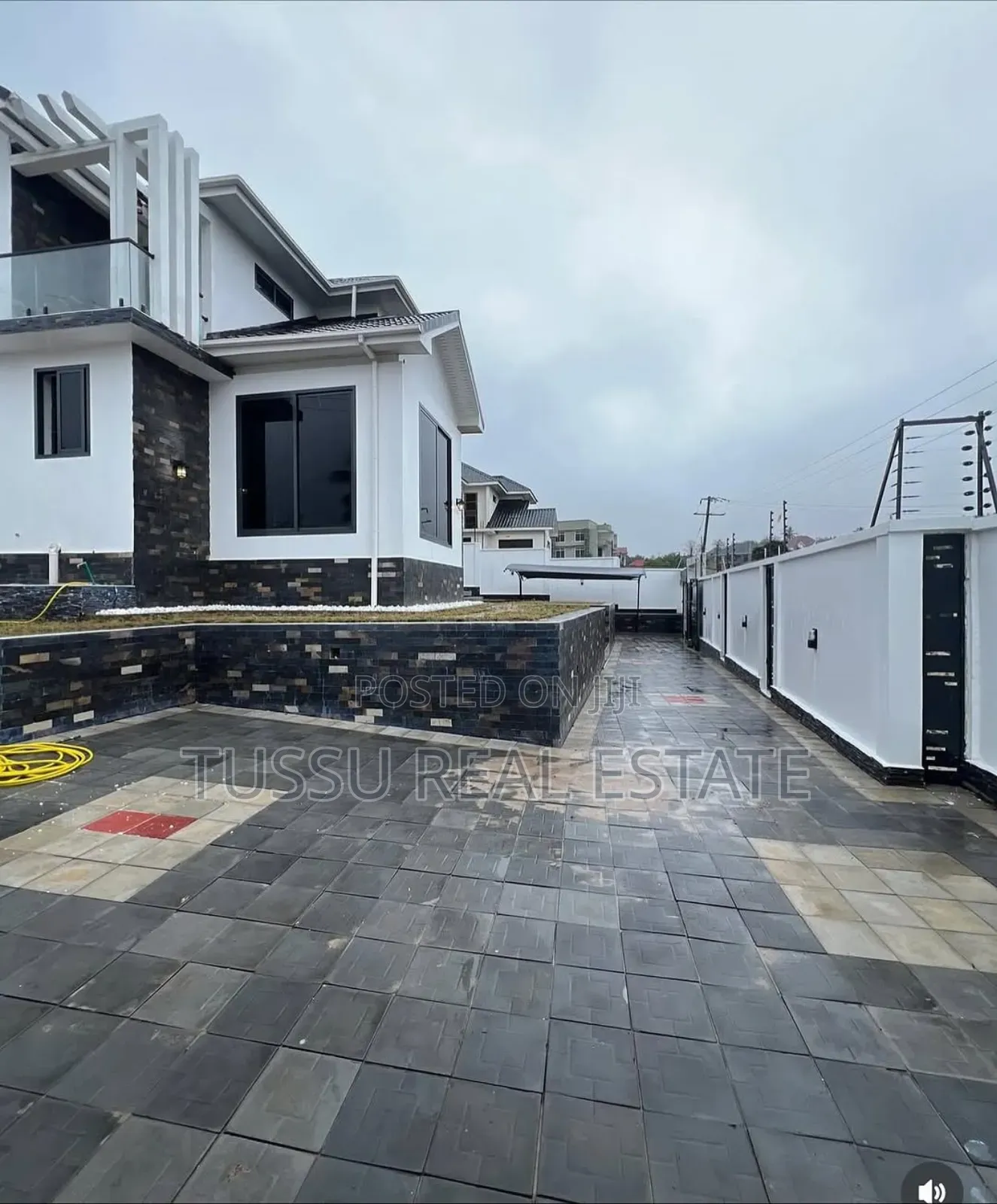 5bdrm House in Goba, Kinondoni for sale