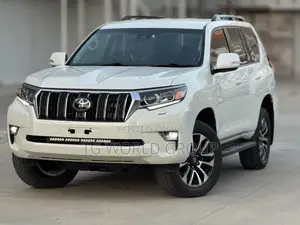 Toyota Land Cruiser Prado 2.8 2023 White
