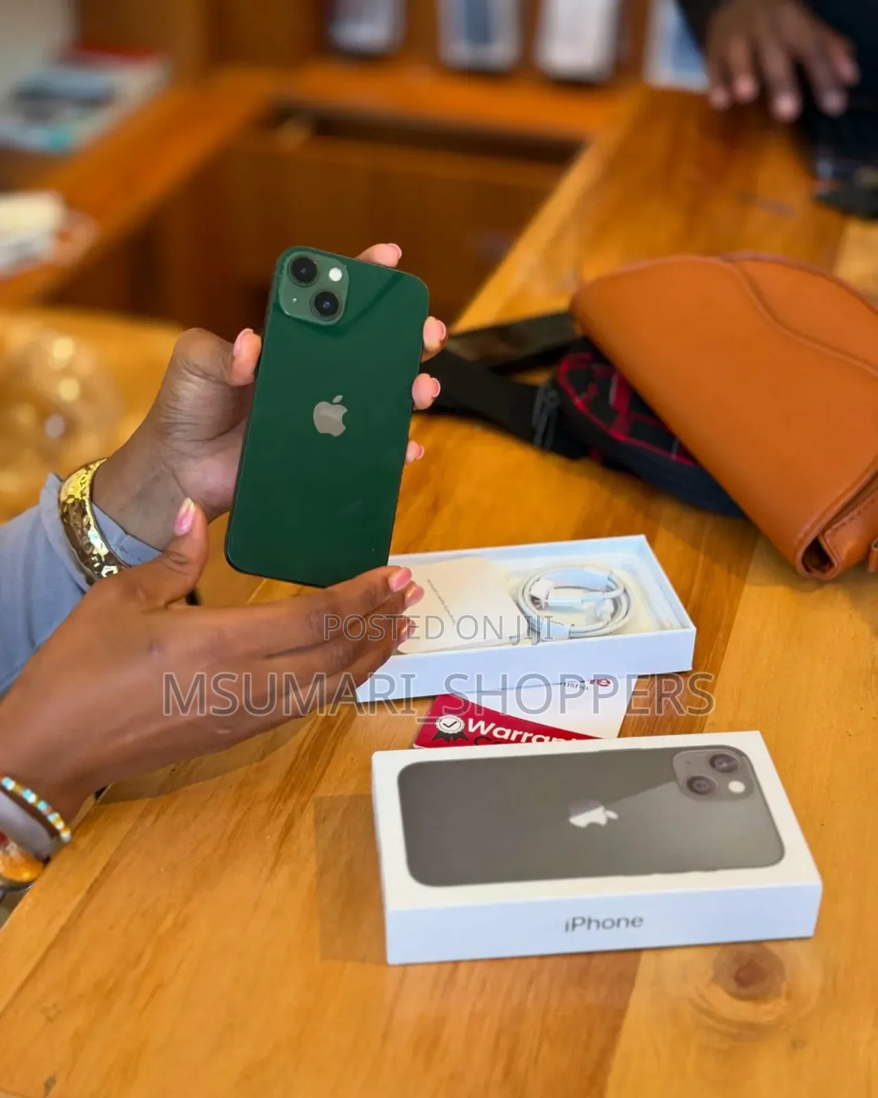 New Apple iPhone 13 128 GB Green