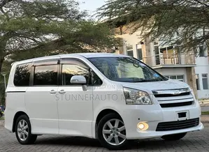 Toyota Noah 2008 White