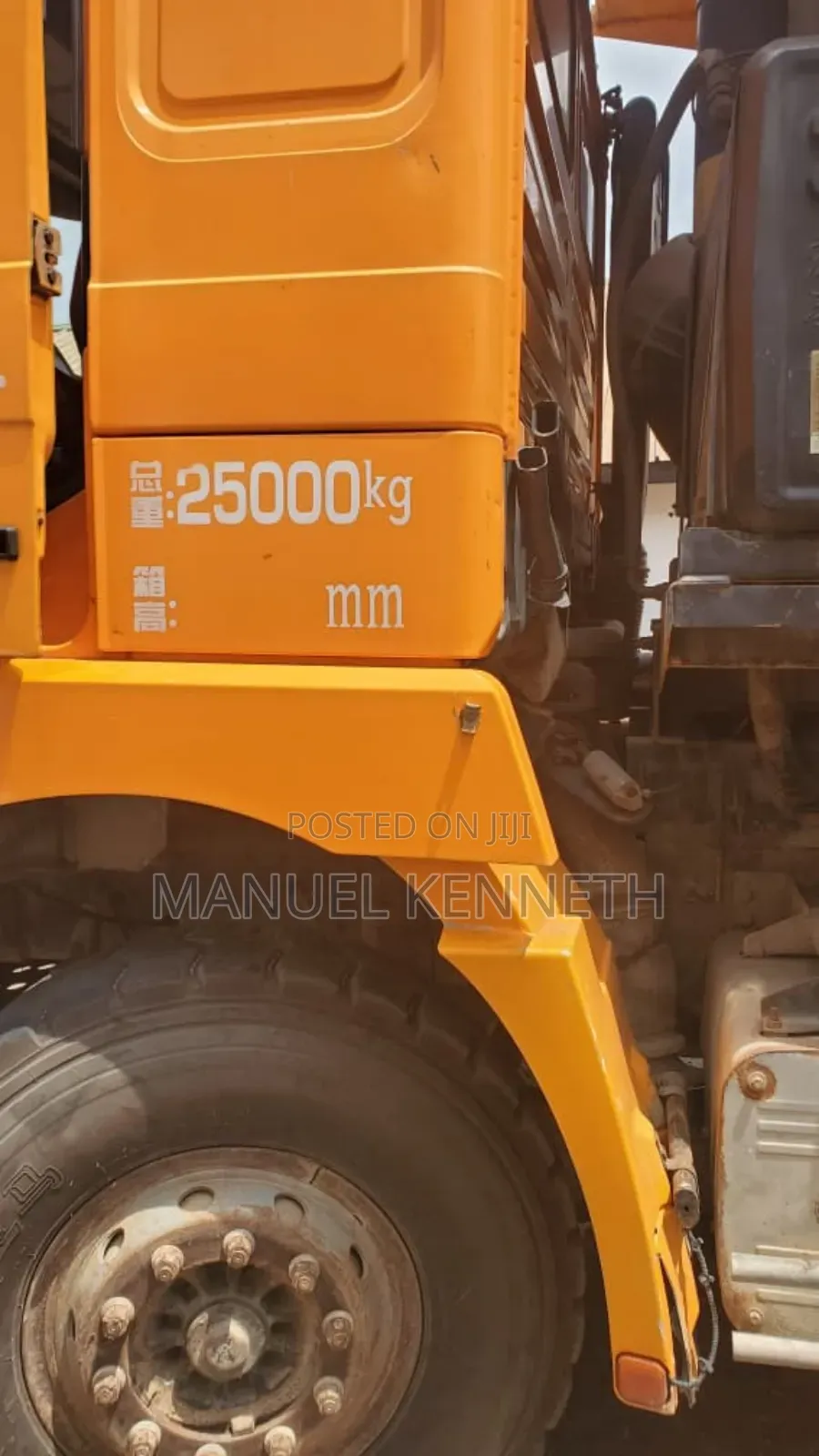 Shacman Tipper F3000 Left Hand Drive.