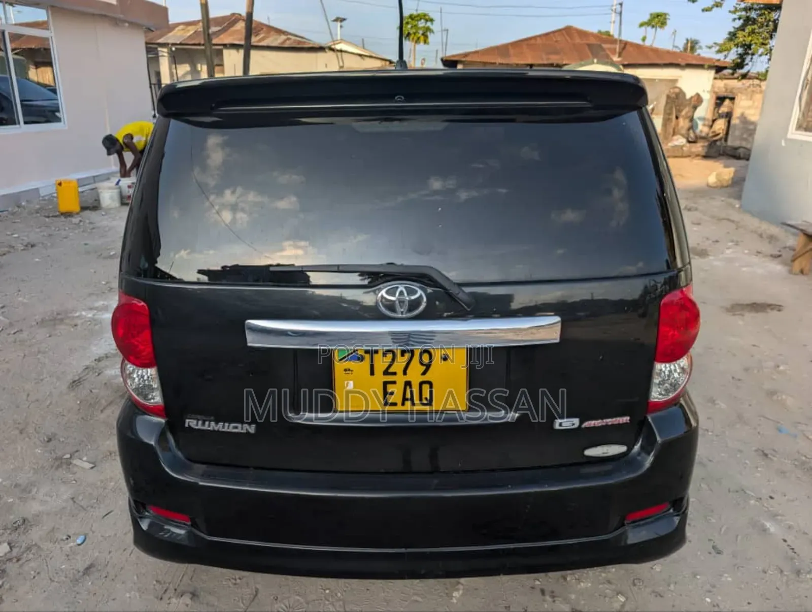 Toyota Corolla Rumion 2012 Black
