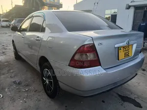 Toyota Corolla 2004 Silver