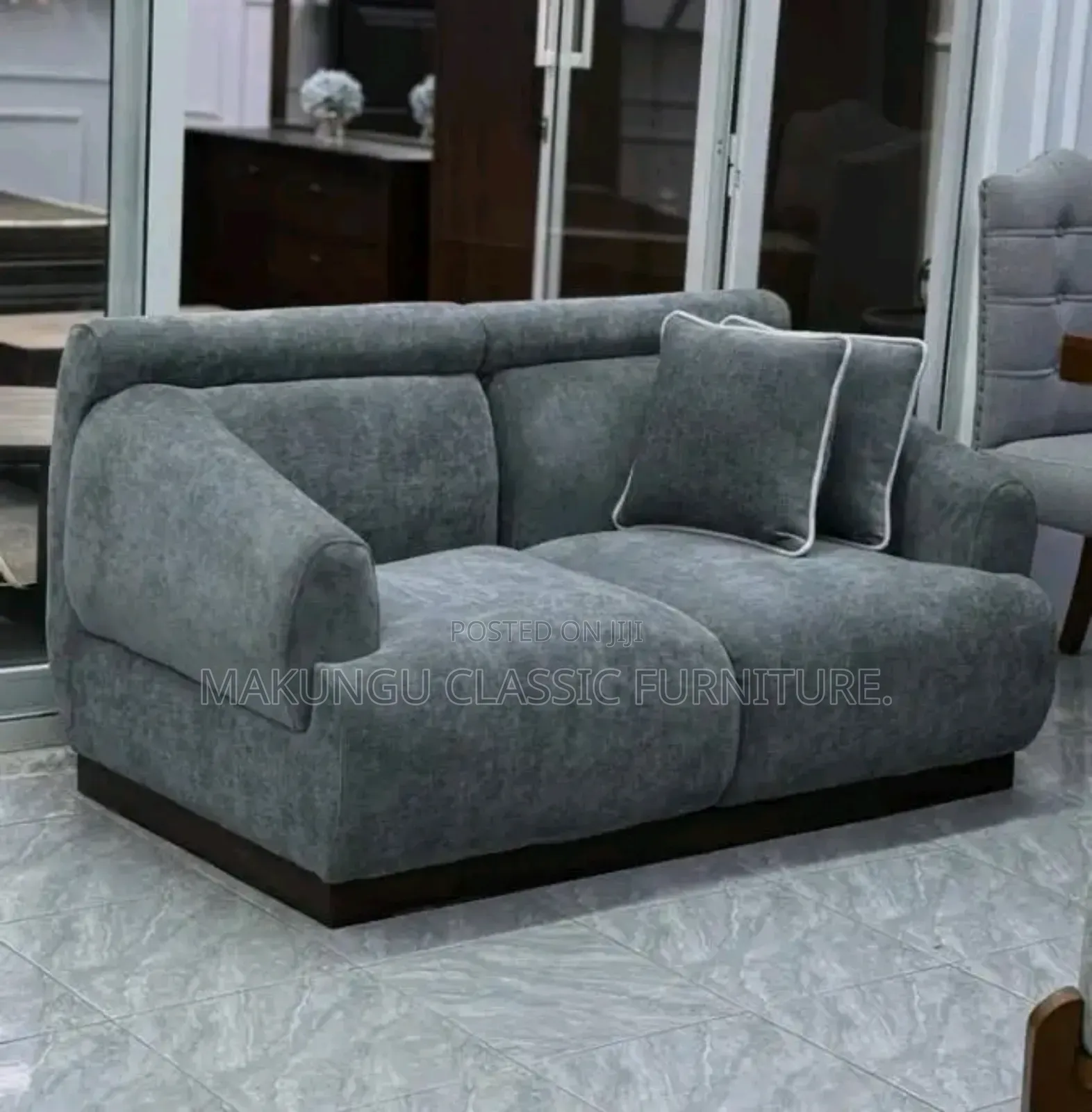 Luxury Za 2:2:1:1 Kitambaa Grey Kizito