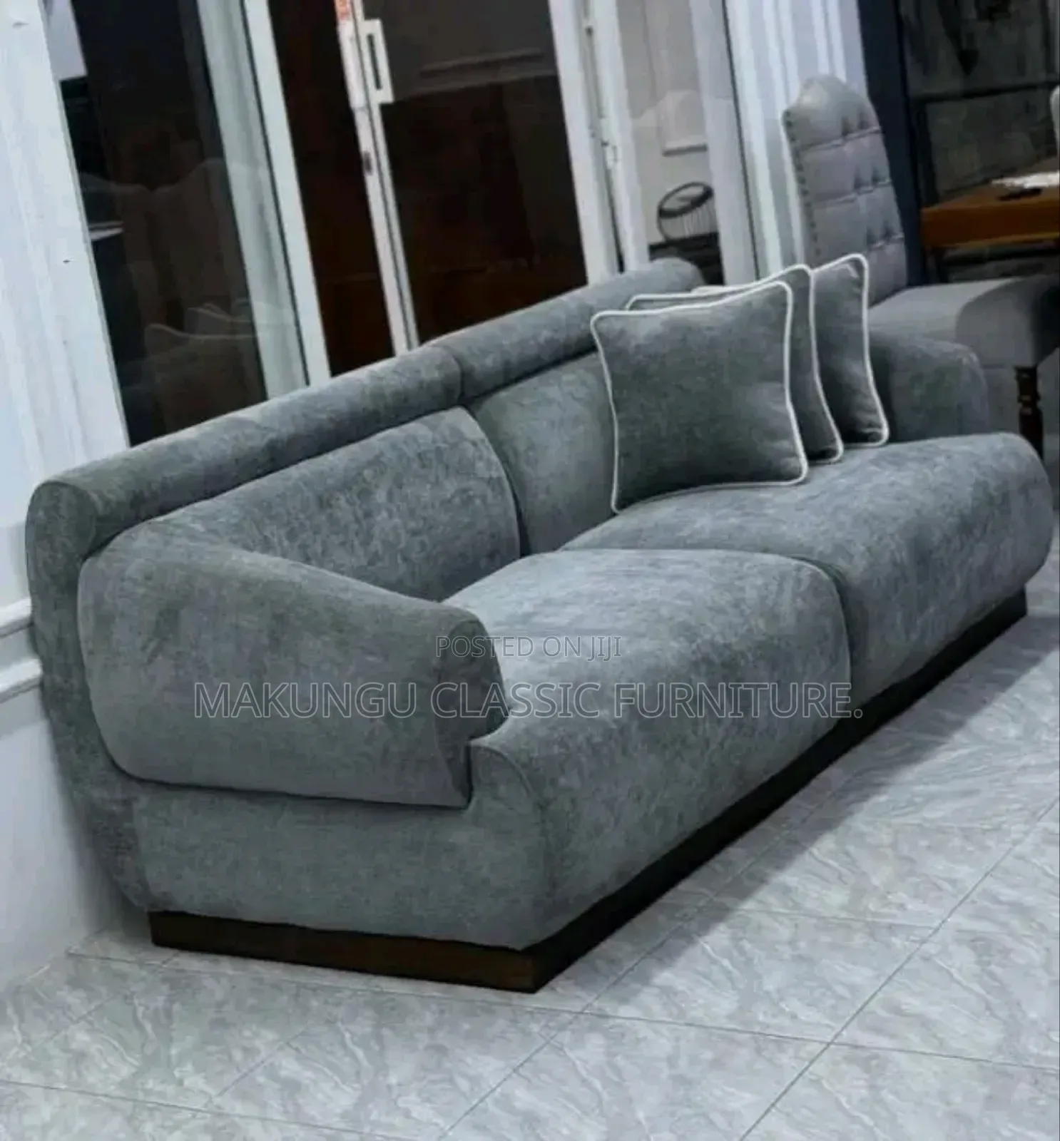 Luxury Za 2:2:1:1 Kitambaa Grey Kizito