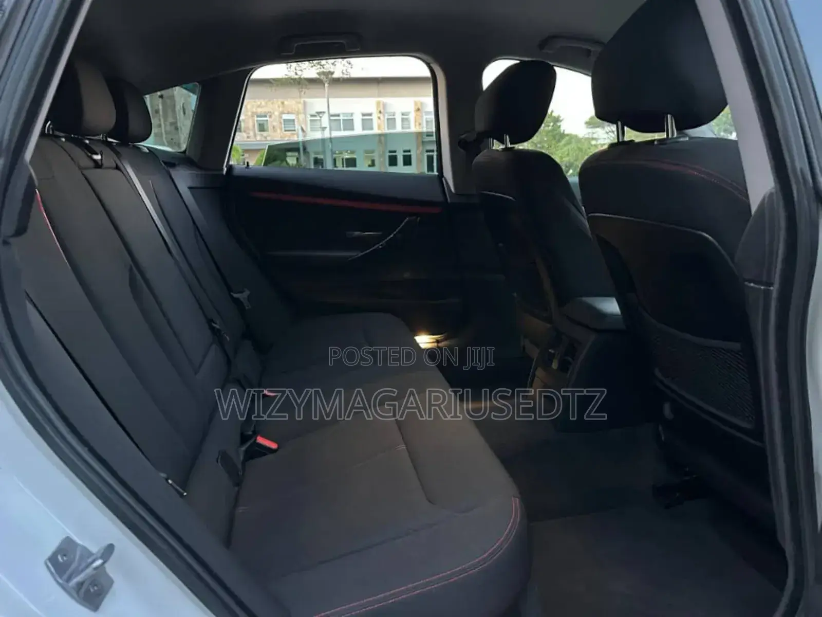 BMW 320i Sedan RWD 2014 Burgundy