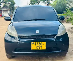 Toyota Passo 2004 Black
