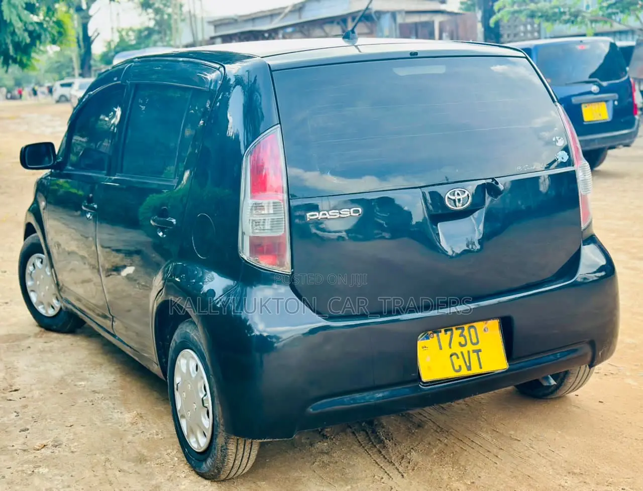 Toyota Passo 2004 Black