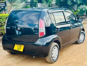 Toyota Passo 2004 Black