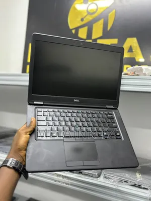 Laptop Dell Latitude 5450 8GB Intel Core I5 HDD+SSD 256GB