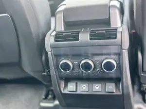 Land Rover Defender 2022 Green
