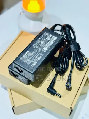 Toshiba 65watts Adapter Charger