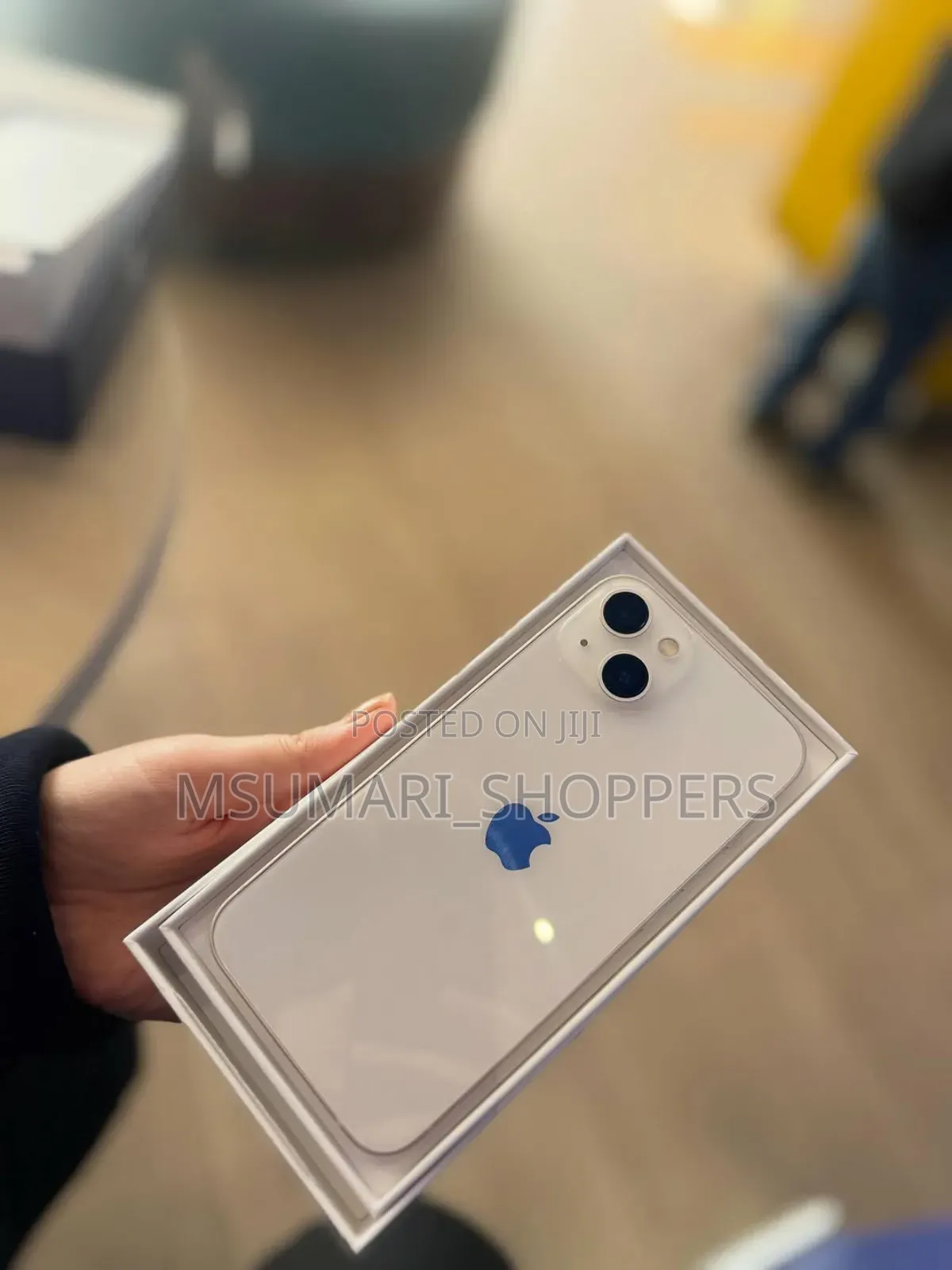 New Apple iPhone 13 128 GB White