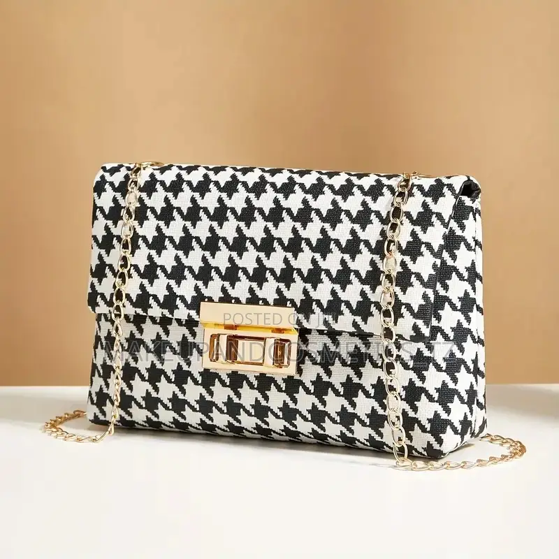 O1 - 65white Black Cross Body Bag*1 in Stock*