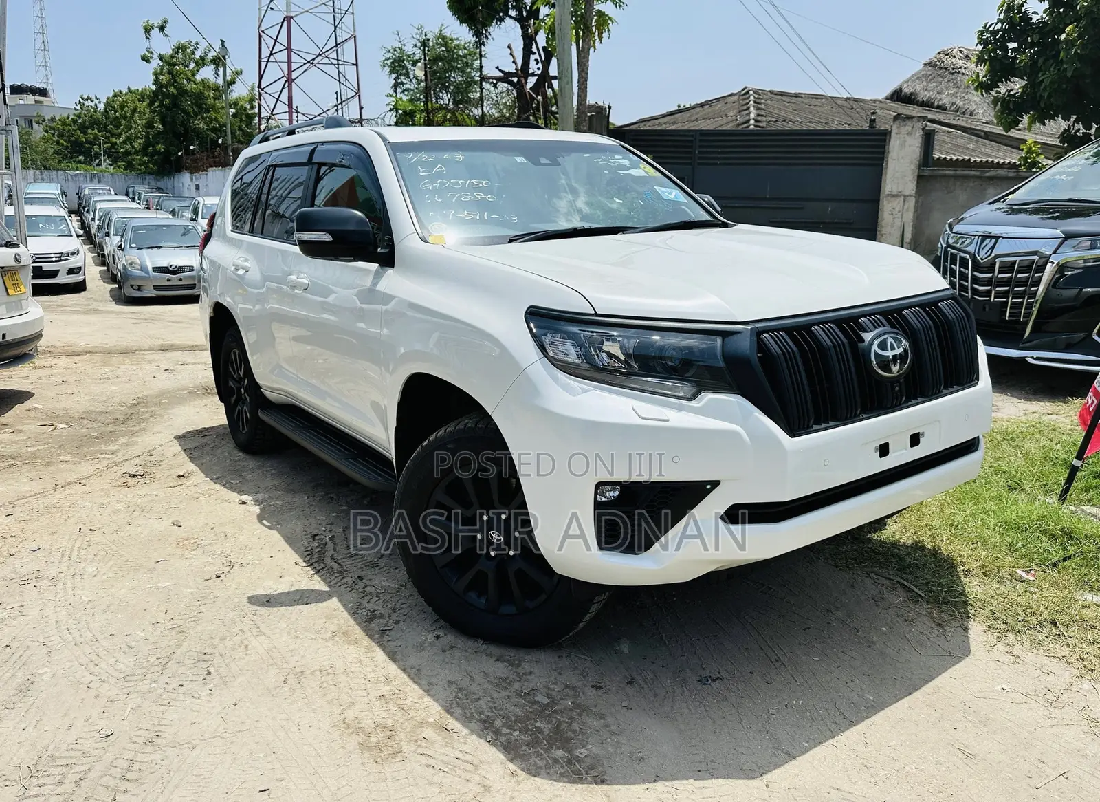 Toyota Land Cruiser Prado 2.8 2022 White