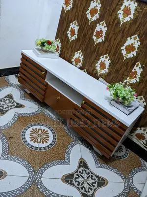 Showcase Mpya 4.5ft Mbeya