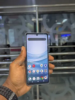 Sharp Aquos sense7 128 GB Blue