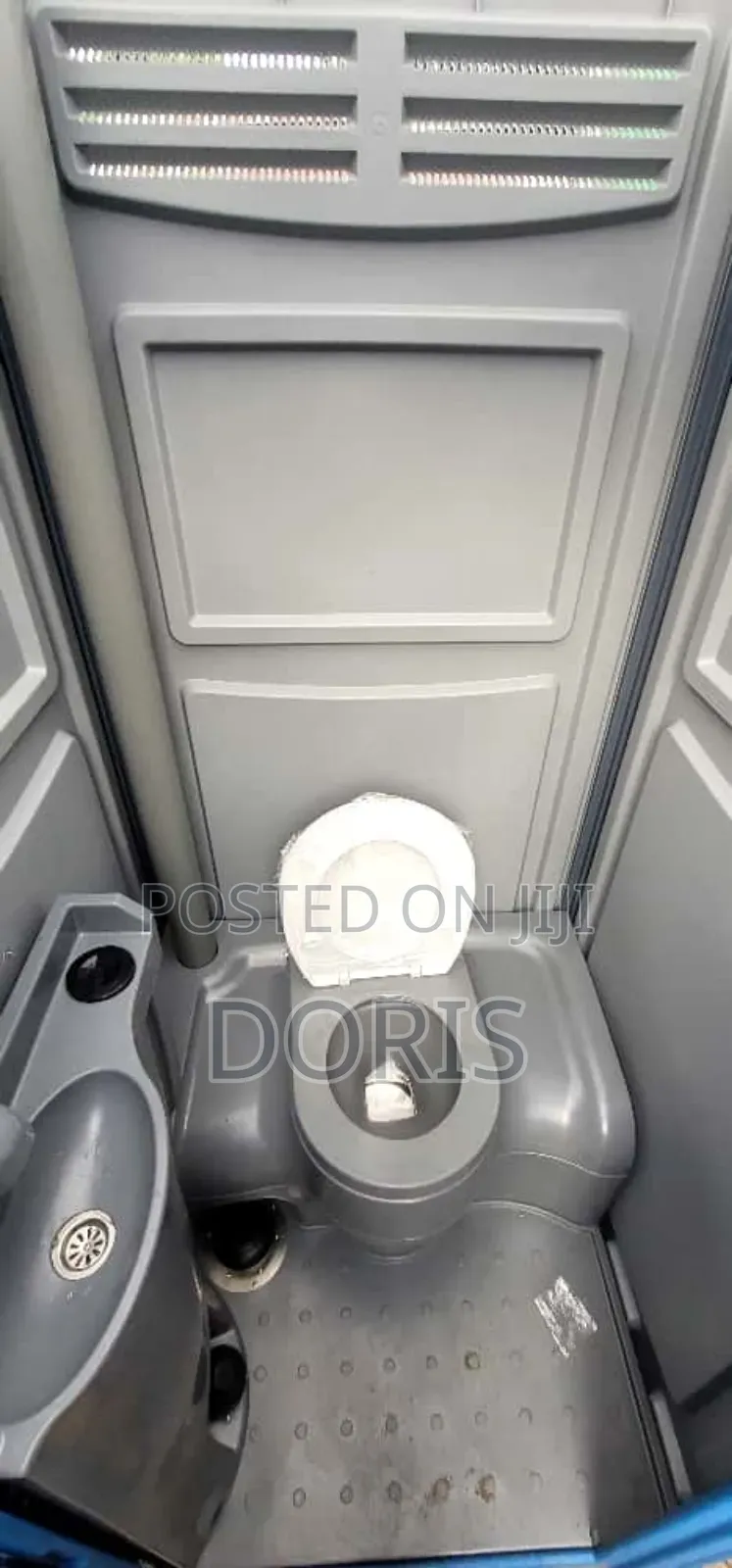 Mobile Toilets for Construction Sites and Outdoor Events for Sale