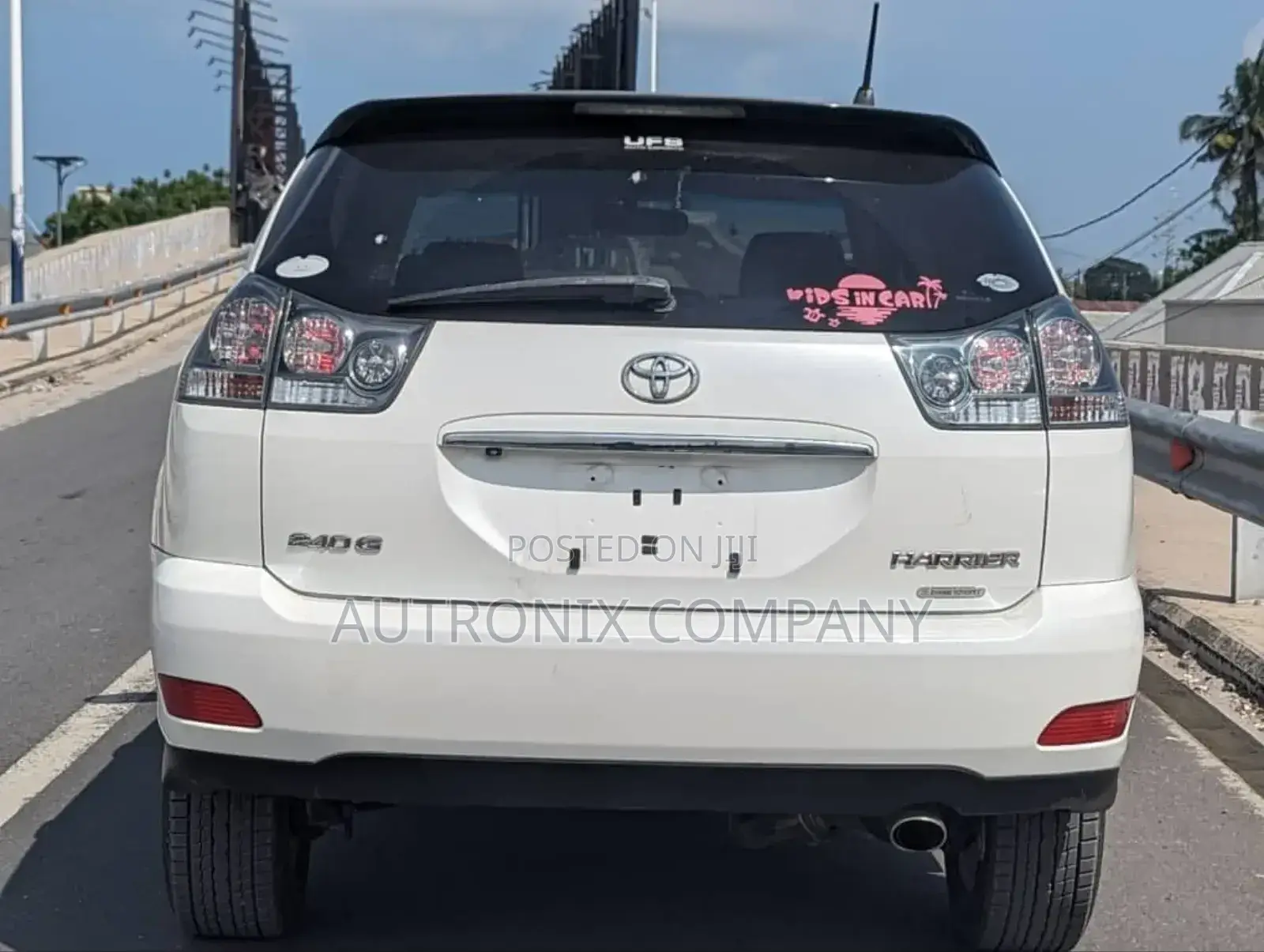 Toyota Harrier 2.4 2007 White