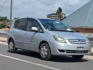 Toyota Corolla Spacio 2005 Silver