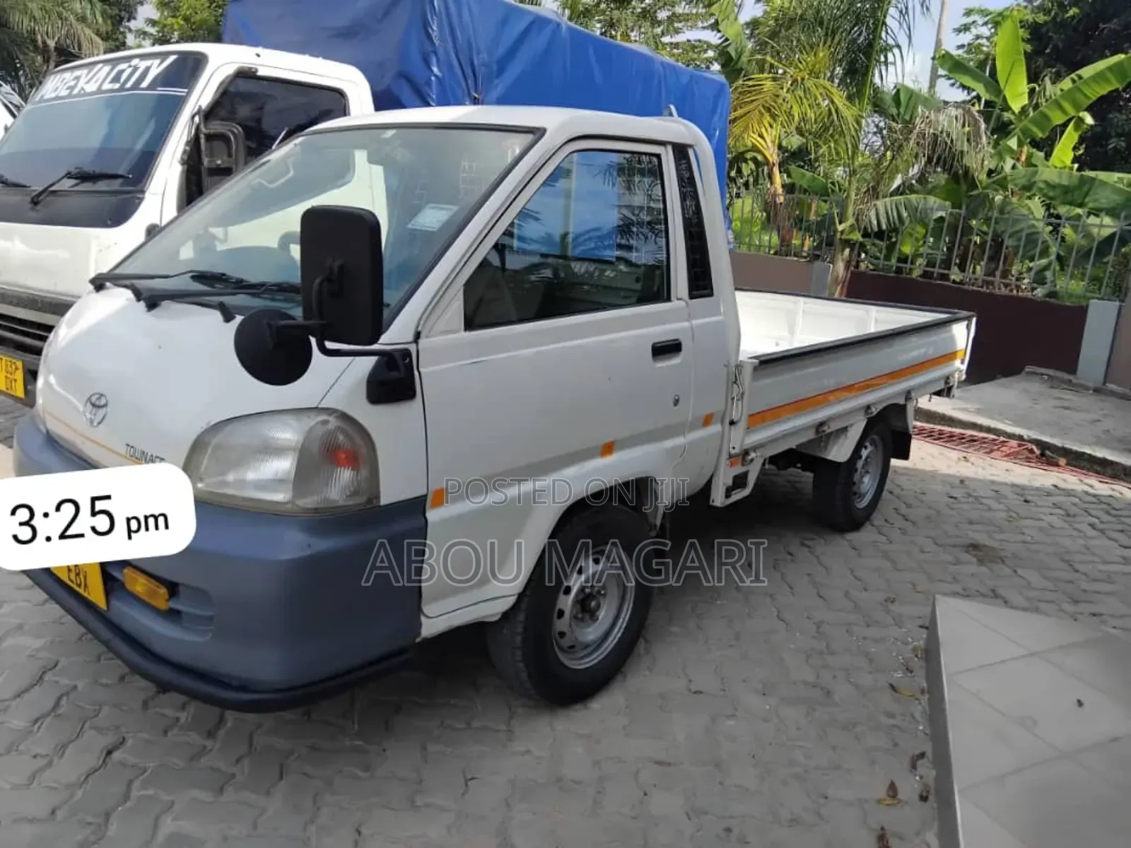 Townhiace Pickup